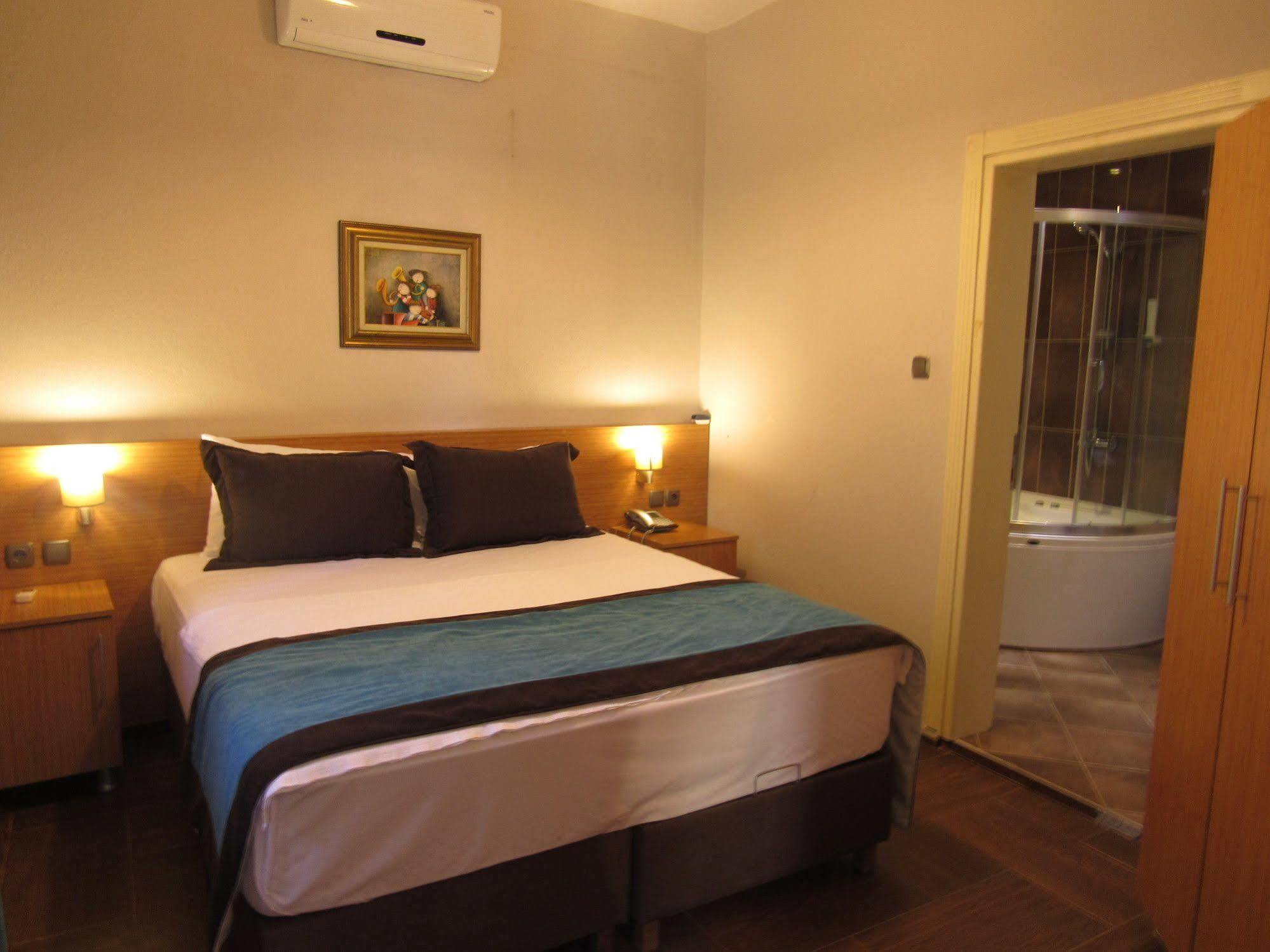 Assos Hunters Hotel (Adults Only) מראה חיצוני תמונה