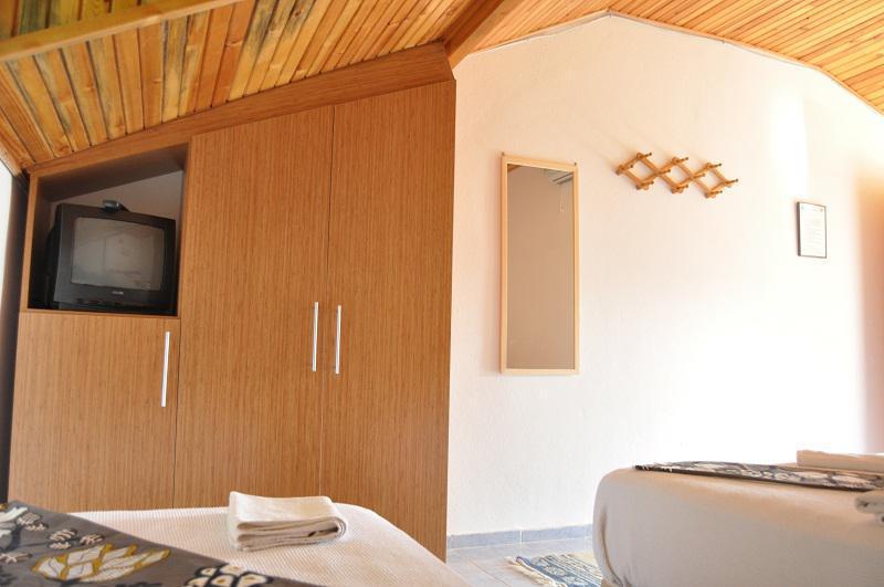 Assos Hunters Hotel (Adults Only) מראה חיצוני תמונה