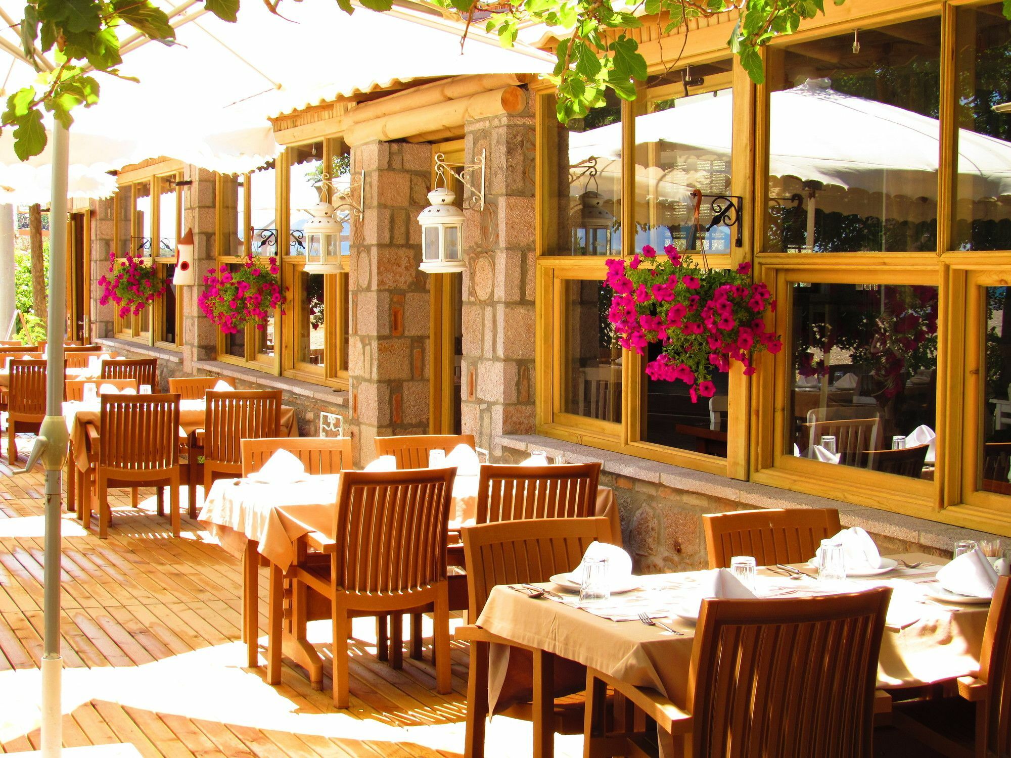 Assos Hunters Hotel (Adults Only) מראה חיצוני תמונה